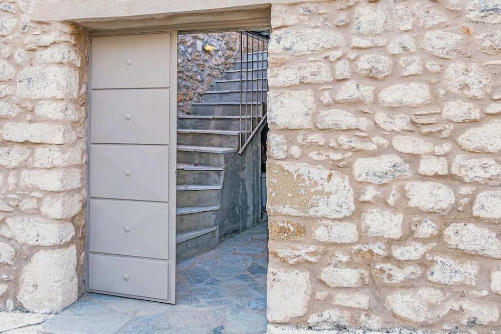 Kalderimi Traditional House